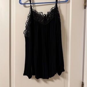 Daytrip Black Lace Trim Camisole